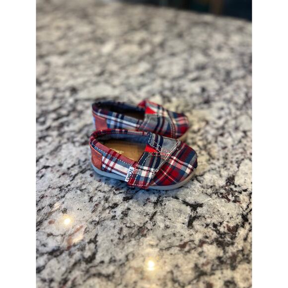TOMS baby toddler shoes size T4 - Picture 3 of 10